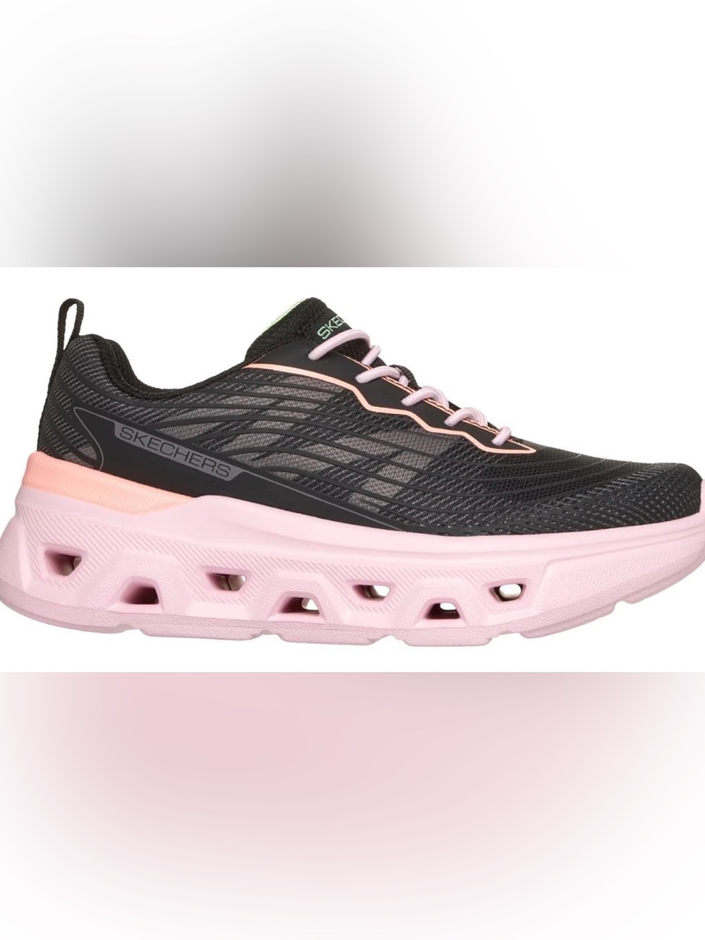 NWOT- Skechers GIRLS/Woman Glide-Lite Sneakers